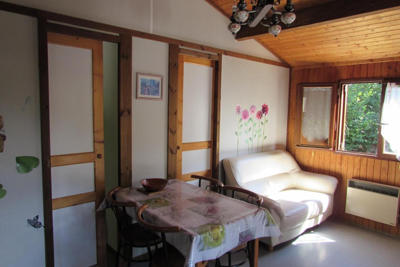 Les chalets du Verger des Ascarines Corneilla-de-Conflent Exterior foto