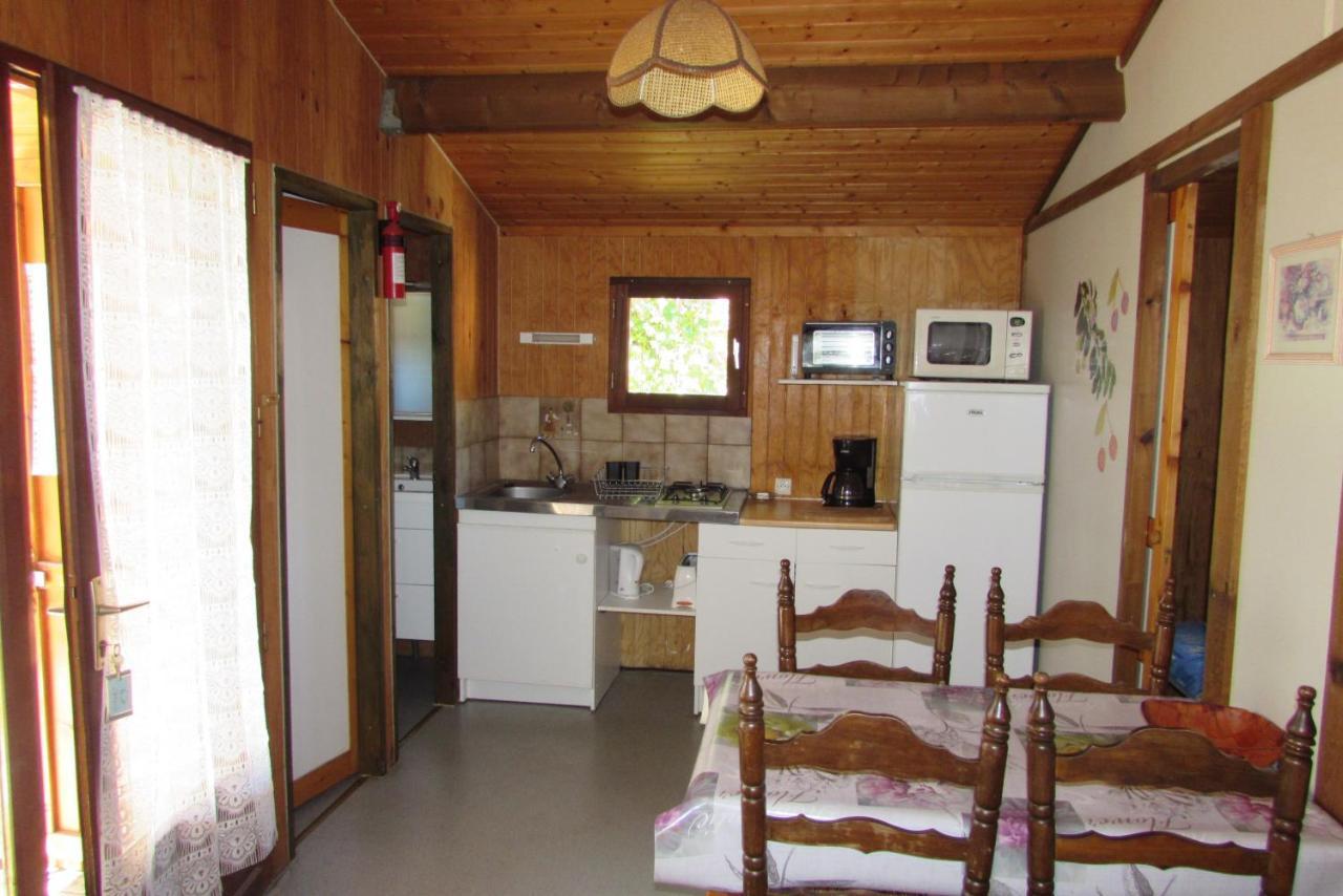 Les chalets du Verger des Ascarines Corneilla-de-Conflent Exterior foto